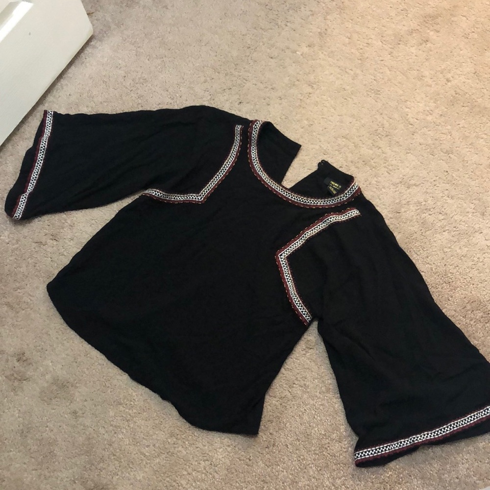 Embroidered shirt